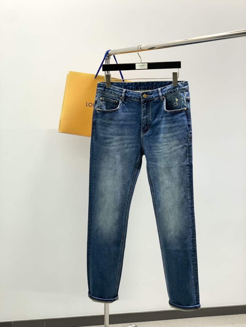 l0vis Vvtt0n jeans